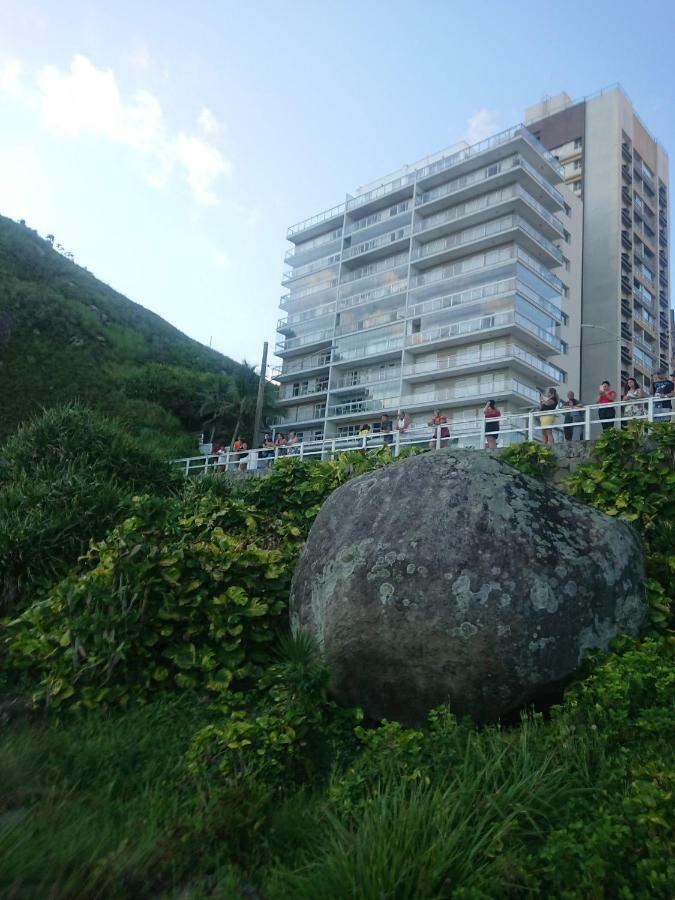 Apartamento Beira Mar Lägenhet Guarujá Exteriör bild